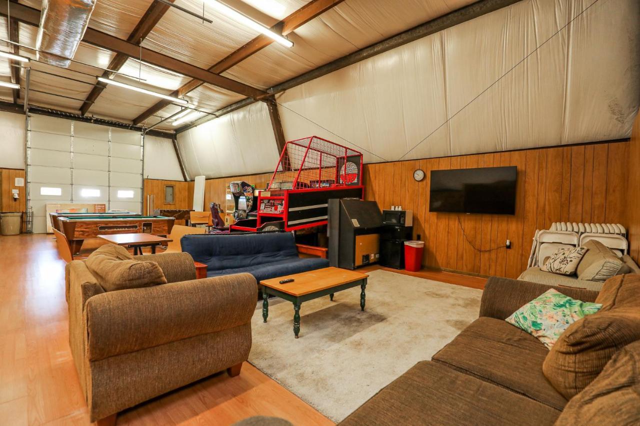 Spacious Home With Waterfront View-Welcome Pets Sneads Ferry 외부 사진